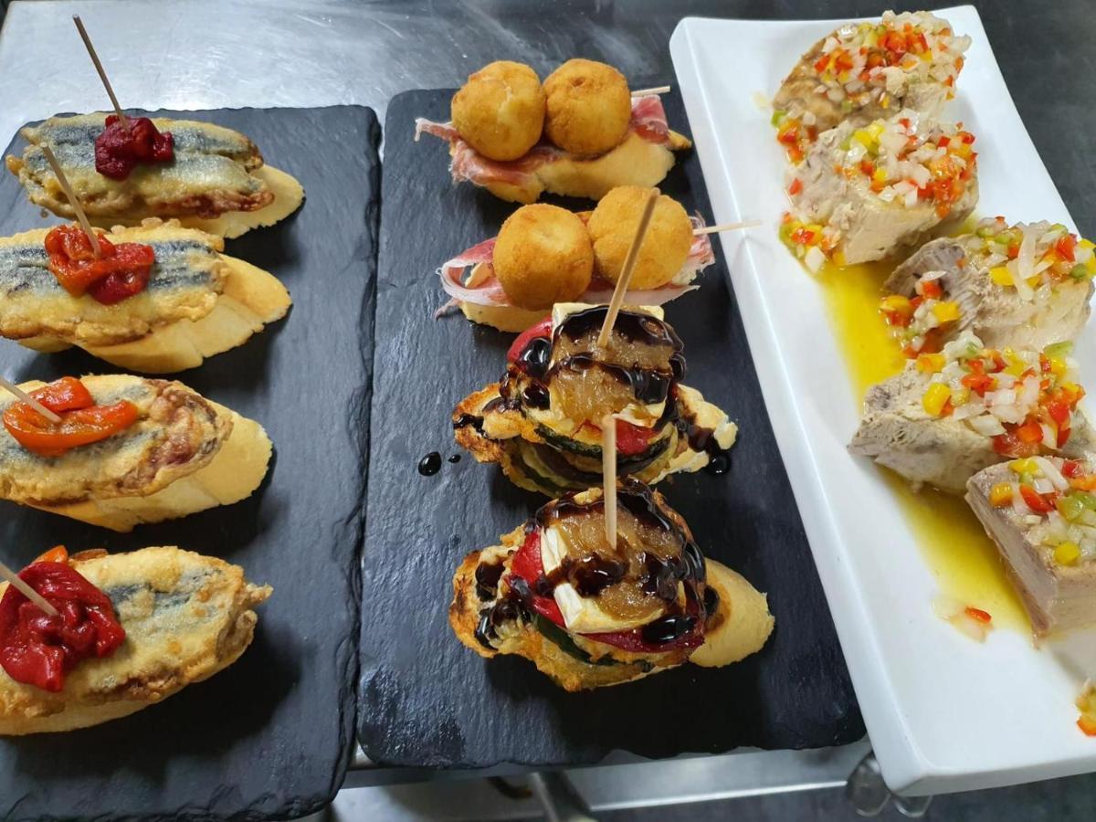 Poshtel Bilbao - Premium Hostel Εξωτερικό φωτογραφία