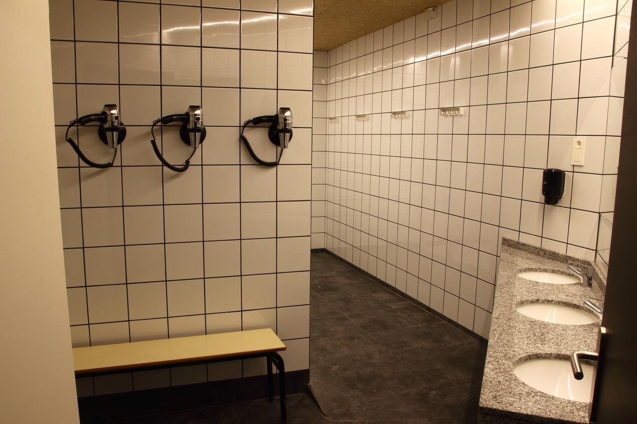 Poshtel Bilbao - Premium Hostel Εξωτερικό φωτογραφία
